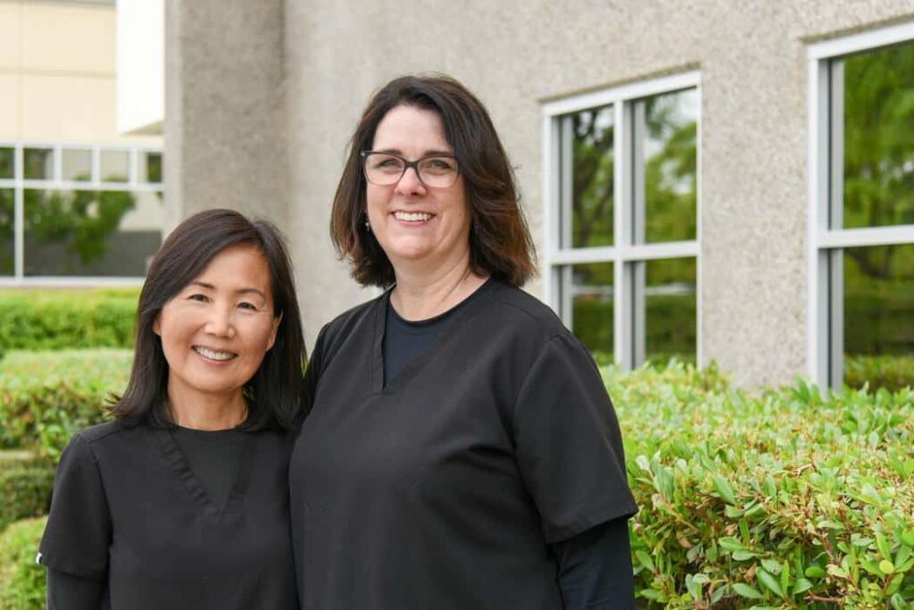 Valencia-smiles-orthodontics-and-pediatric-dentistry-doctor-group-photos-5 Santa clarita